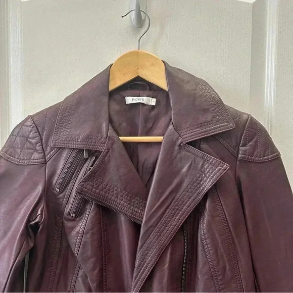 Ricki’s Faux Leather Jacket Moto Biker Vegan Burgundy Oxblood Plum Maroon Size 4 - Picture 4 of 15